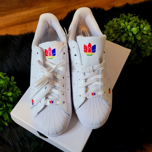 Superstar Pure - Picture 2 of 15